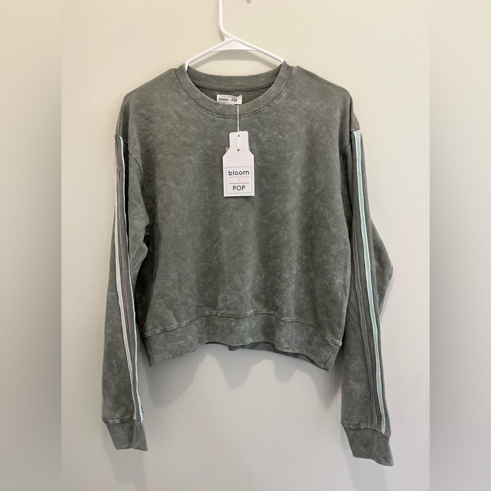 Women’s sweatshirt